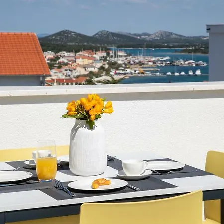 Luxury La Apartment Murter