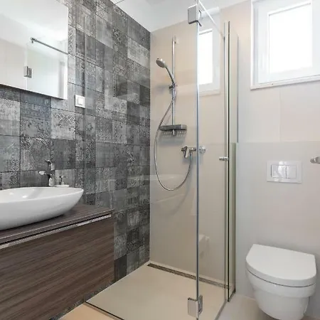 Luxury La Apartment *