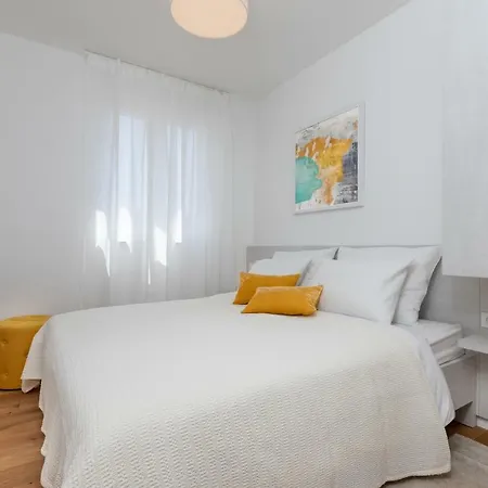 Luxury La Murter