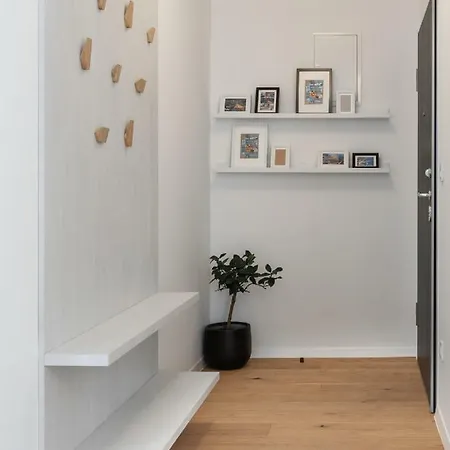 Luxury La Apartment *