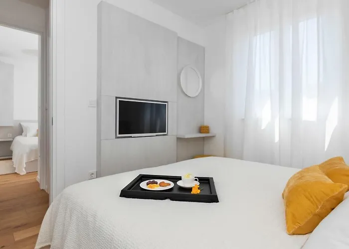 Luxury La Apartament