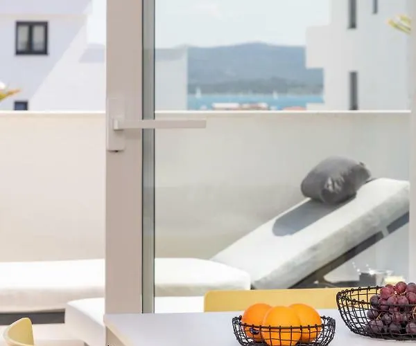 Apartament Luxury La Murter